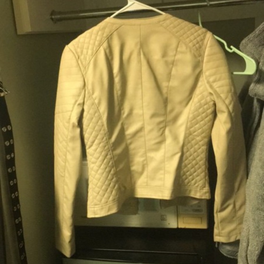 Cream jacket - Picture 2 of 2
